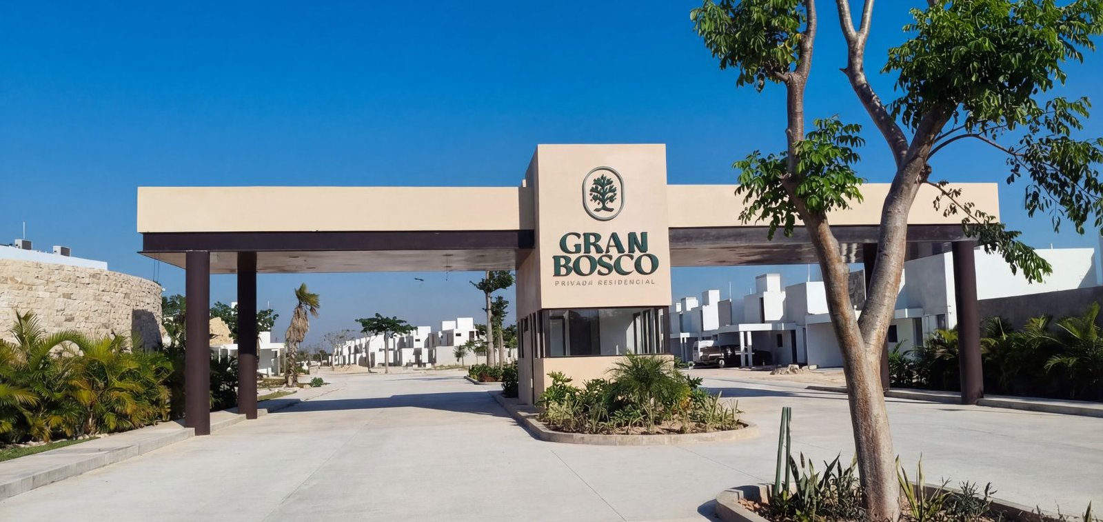 Caseta de acceso Gran Bosco privada residencial Conkal